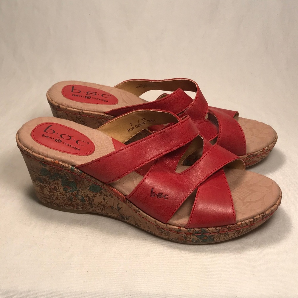Born BOC Red Leather Floral Cork Wedge Sandals 7